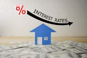 Image representing decreasing mortgage interest rates and lower monthly payments